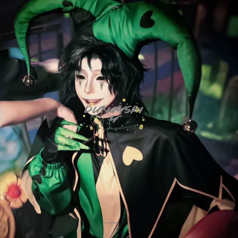Freak Circus Pierrot Cosplay C – Anime Cosplay Expo 2025 Bewertung und Preis